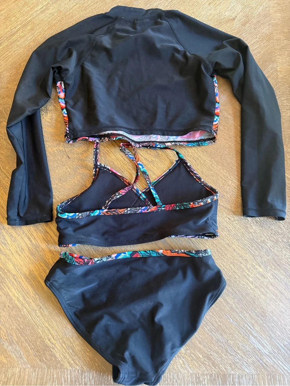 Girls swimsuit 3 piece art class crop rash guard with top 7/8 bottoms 6/6x - Picture 4 of 10